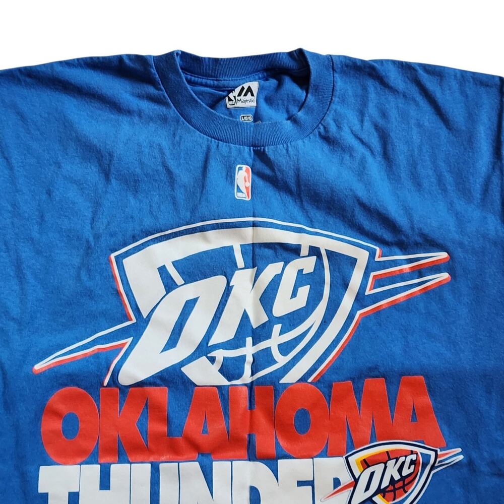 NBA Majestic Mens OKC Oklahoma Thunder Tee Size L Blue Short Sleeve Shirt - Picture 3 of 8